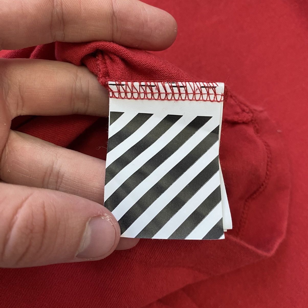 Off-White Luxury Off White Big Graphic Logo y2k designer tee Size US S / EU 44-46 / 1 - 11 Thumbnail
