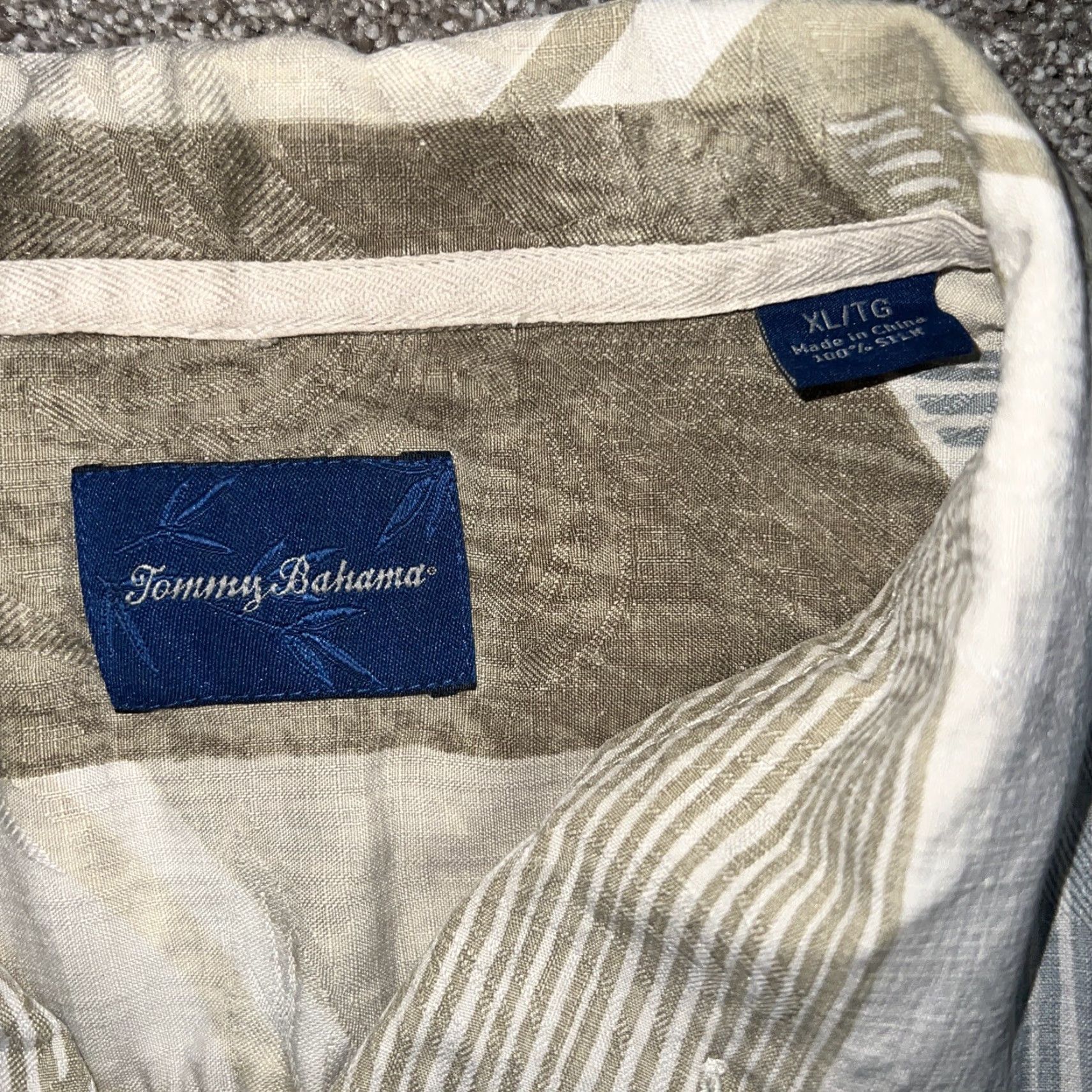 Tommy Bahama VINTAGE Tommy Bahama Beige Hawaiian Shirt Mens XL Short Sleeve Button-Up Size US XL / EU 56 / 4 - 3 Thumbnail