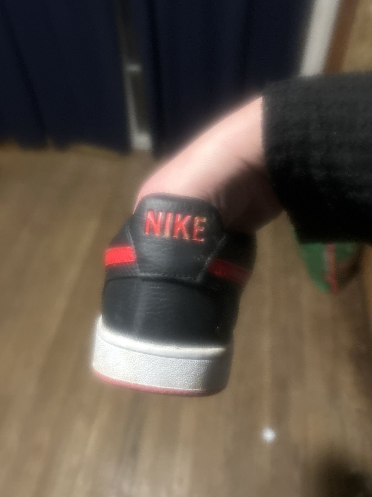 Nike Nike low top sneakers Size US 11 / EU 44 - 3 Thumbnail