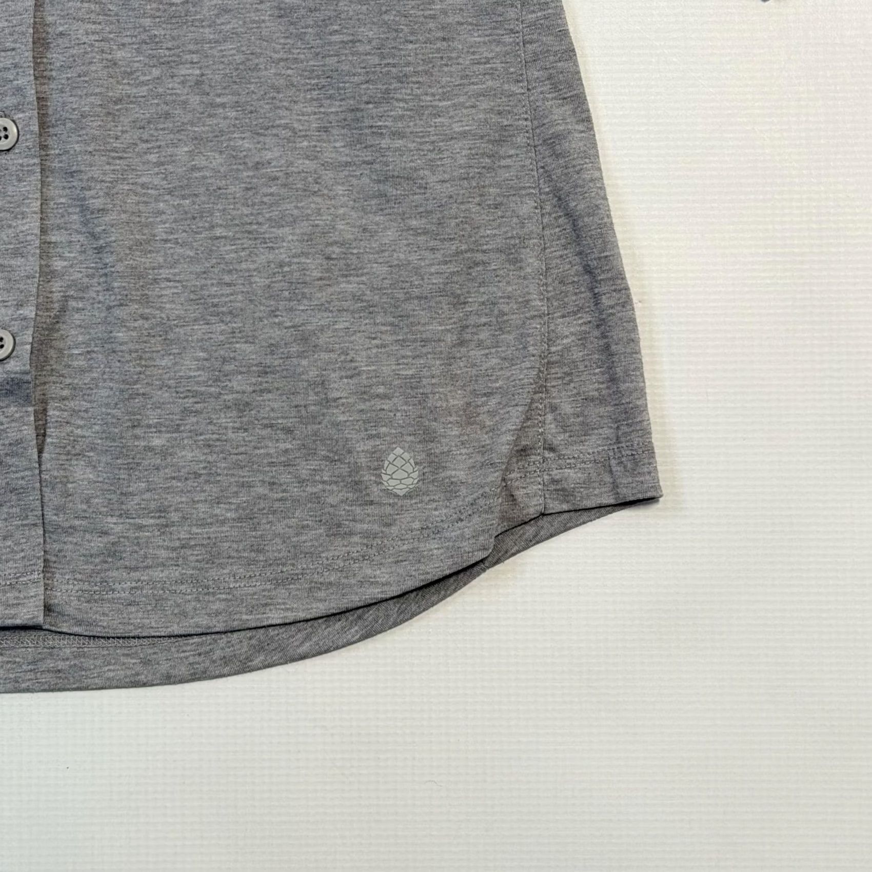 Vintage Stio Shirt Womens M Gray Button-Up 3/4 Sleeve Roll Tab Jersey Top Size M / US 6-8 / IT 42-44 - 2 Thumbnail