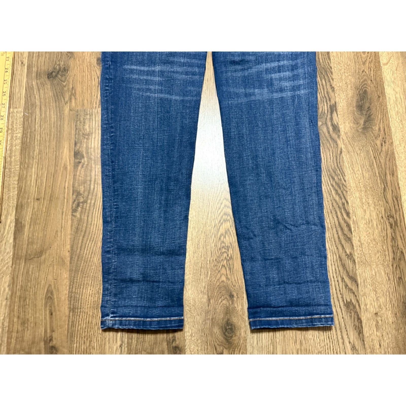 Vintage Maurices Jeans Women's Size Large Blue Denim Straight Leg Regular Rise 29.5in Inseam 5-Pocket Design Size 24" / US 00 / IT 34 - 4 Thumbnail