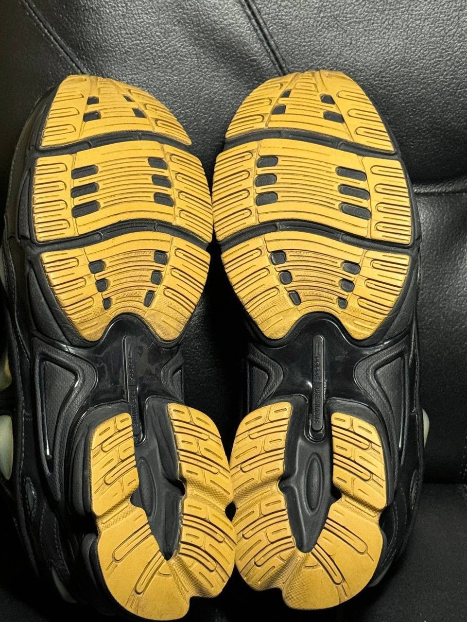 Adidas × Raf Simons Adidas Raf Simons Ozweego Bunny Black Size US 8.5 / EU 41-42 - 7 Thumbnail
