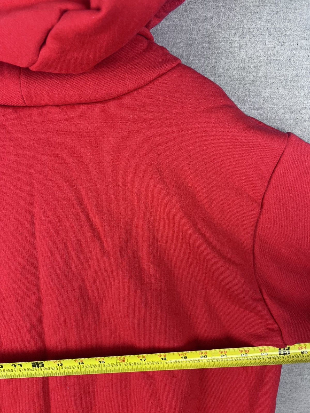 Vintage Vintage Men’s Hoodie Pullover Camber Large Red Made In USA Size US L / EU 52-54 / 3 - 7 Thumbnail