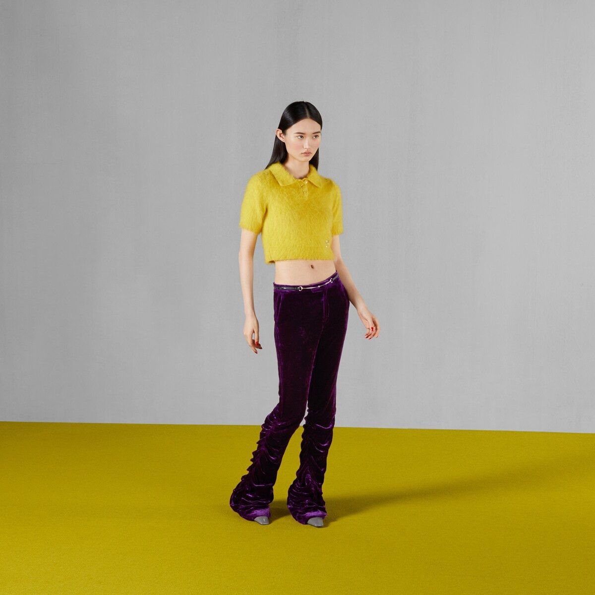 Gucci o1s1wg111025 Velvet Pant With Horsebit Belt in Dark Purple Size 27" / US 4 / IT 40 - 2 Thumbnail