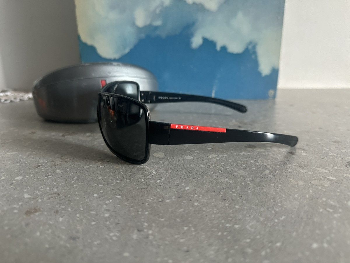 Prada Prada vintage sunglasses in perfect condition made in Italy Size ONE SIZE - 6 Thumbnail