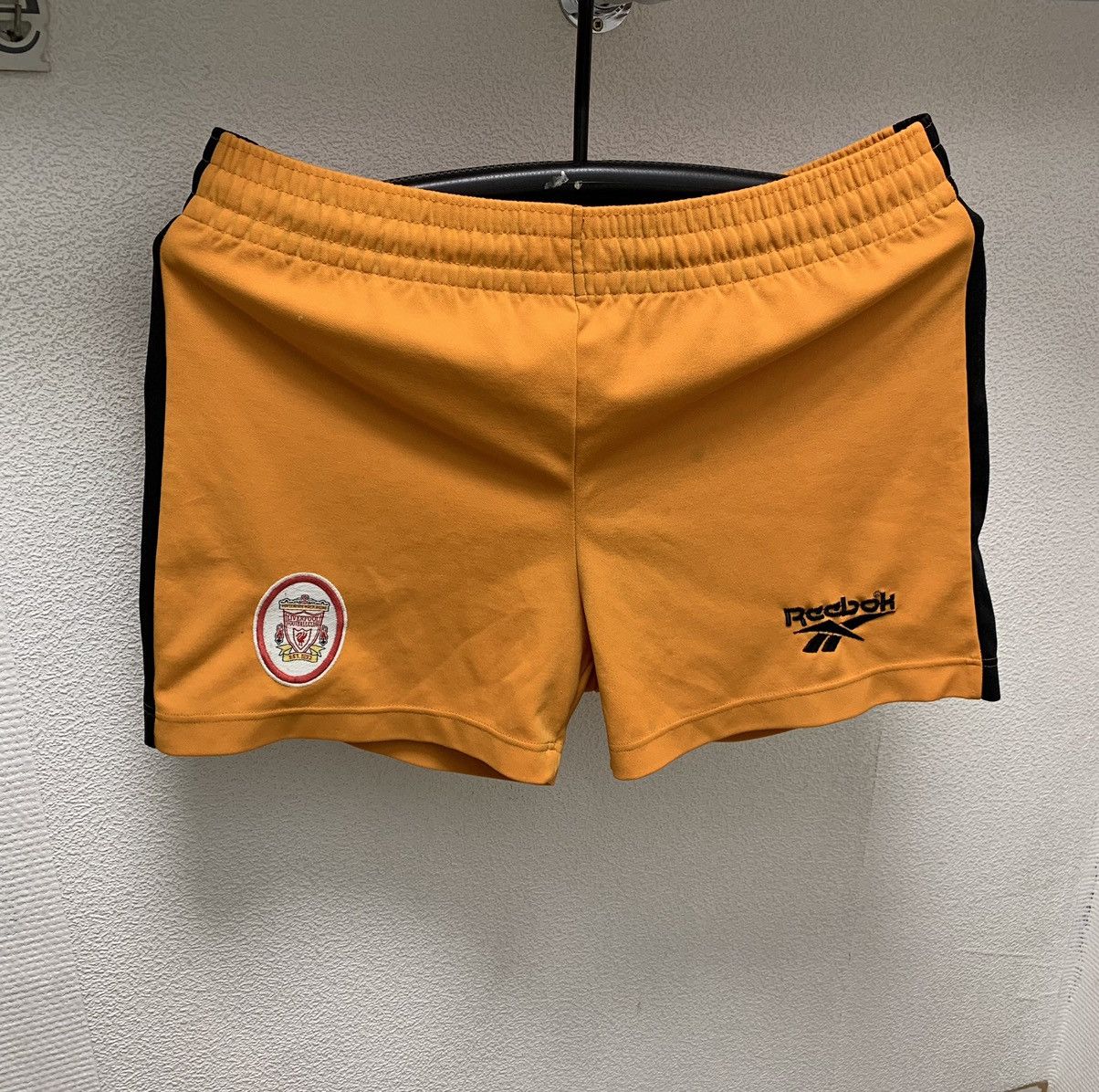 Reebok Liverpool Reebok vintage shorts 1996-97 size 28-30 Size US 30 / EU 46 - 3 Thumbnail