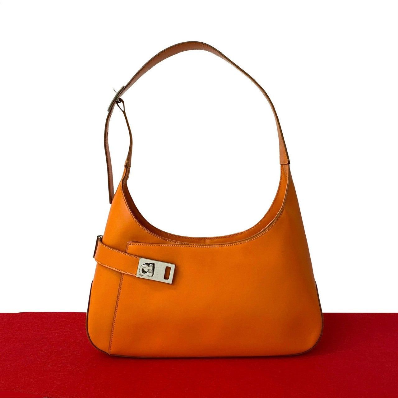 Salvatore Ferragamo Salvatore Ferragamo Shoulder Bag Orange Leather Size ONE SIZE - 1 Thumbnail