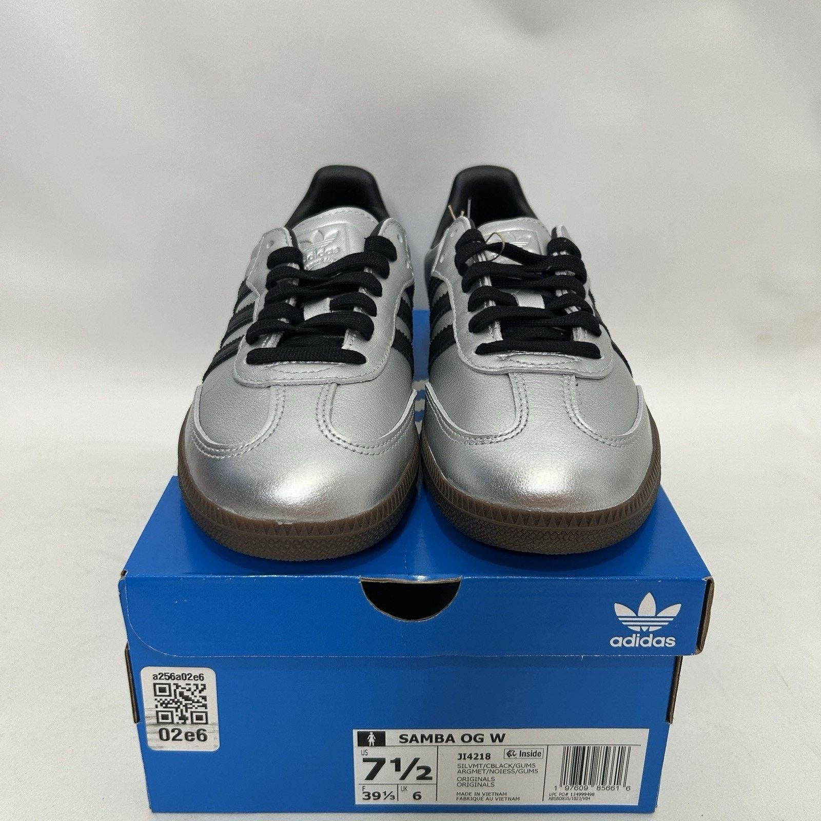 Adidas adidas Samba OG WMNS “Silver Metallic” JI4218 Size US 7.5 / IT 37.5 - 2 Thumbnail