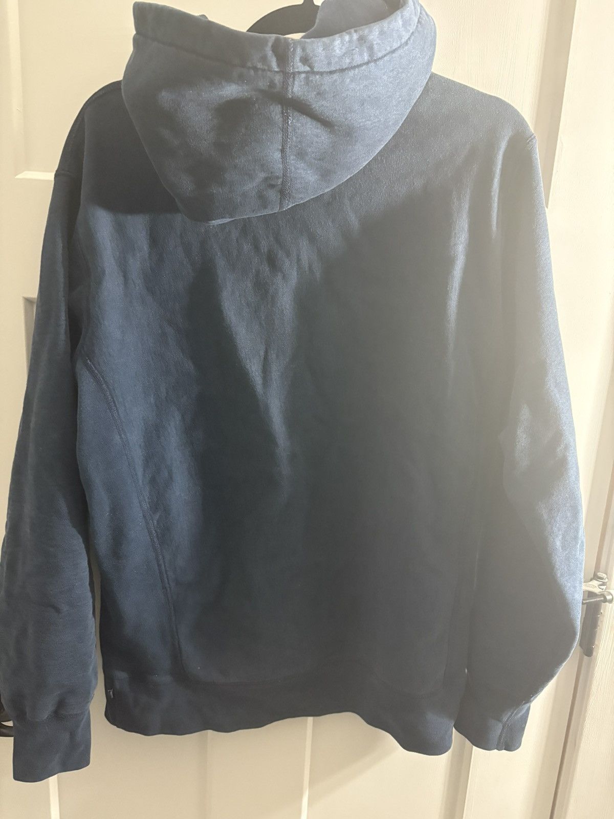 Supreme Supreme Crest Logo Sweatshirt Hoodie Navy Blue Veni Vidi Size US M / EU 48-50 / 2 - 2 Thumbnail