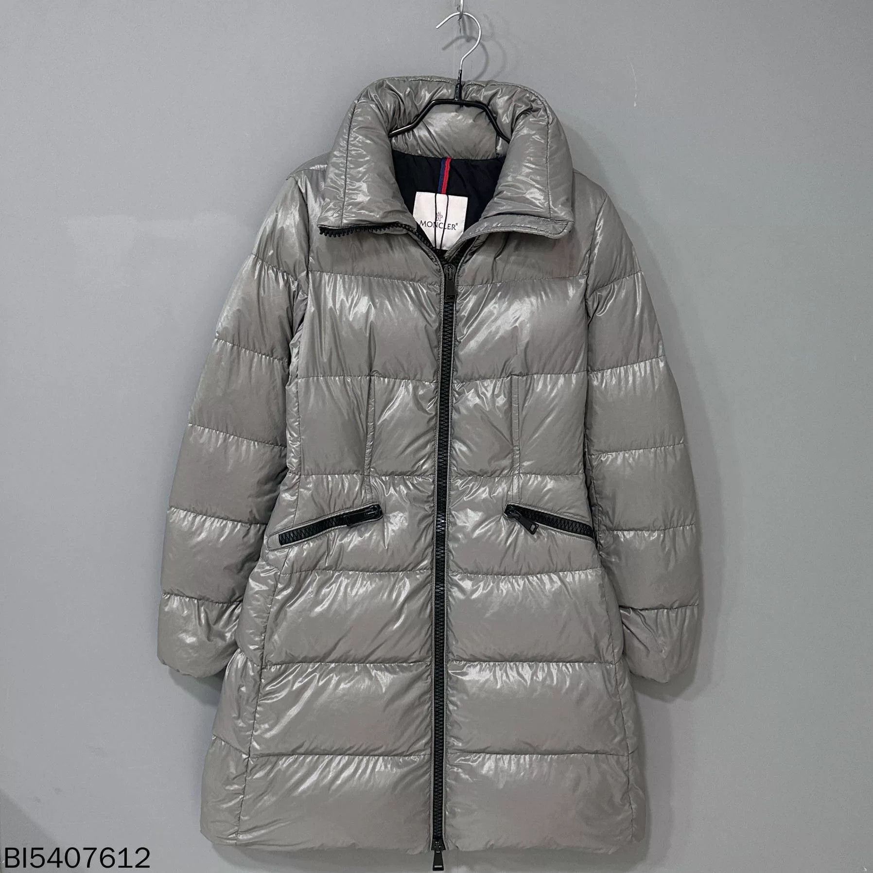 Moncler Moncler Jasminum Logo Down Jacket Size XS / US 0-2 / IT 36-38 - 1 Thumbnail