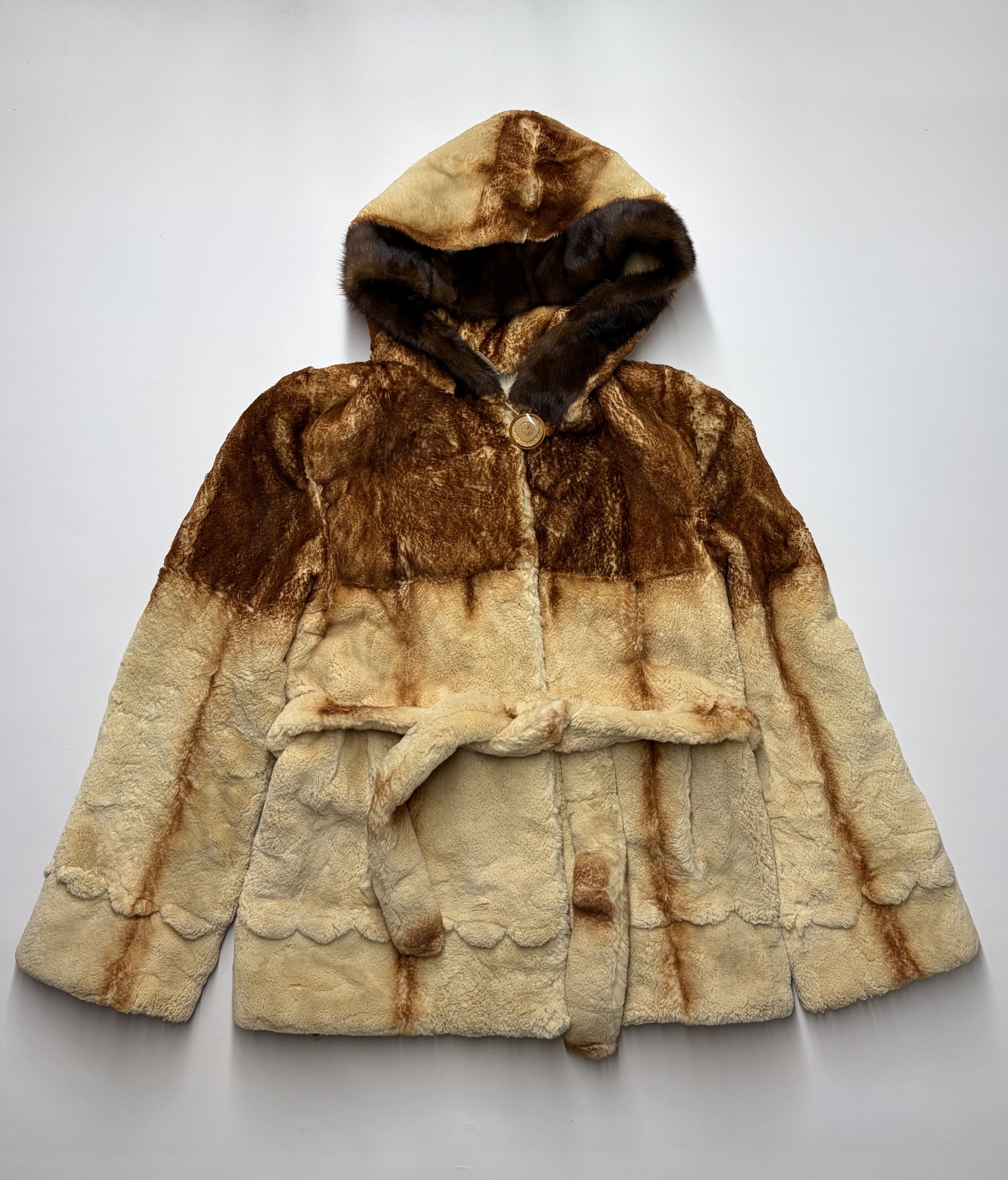 Vintage Women's Real Fur Coat Size M / US 6-8 / IT 42-44 - 1 Thumbnail