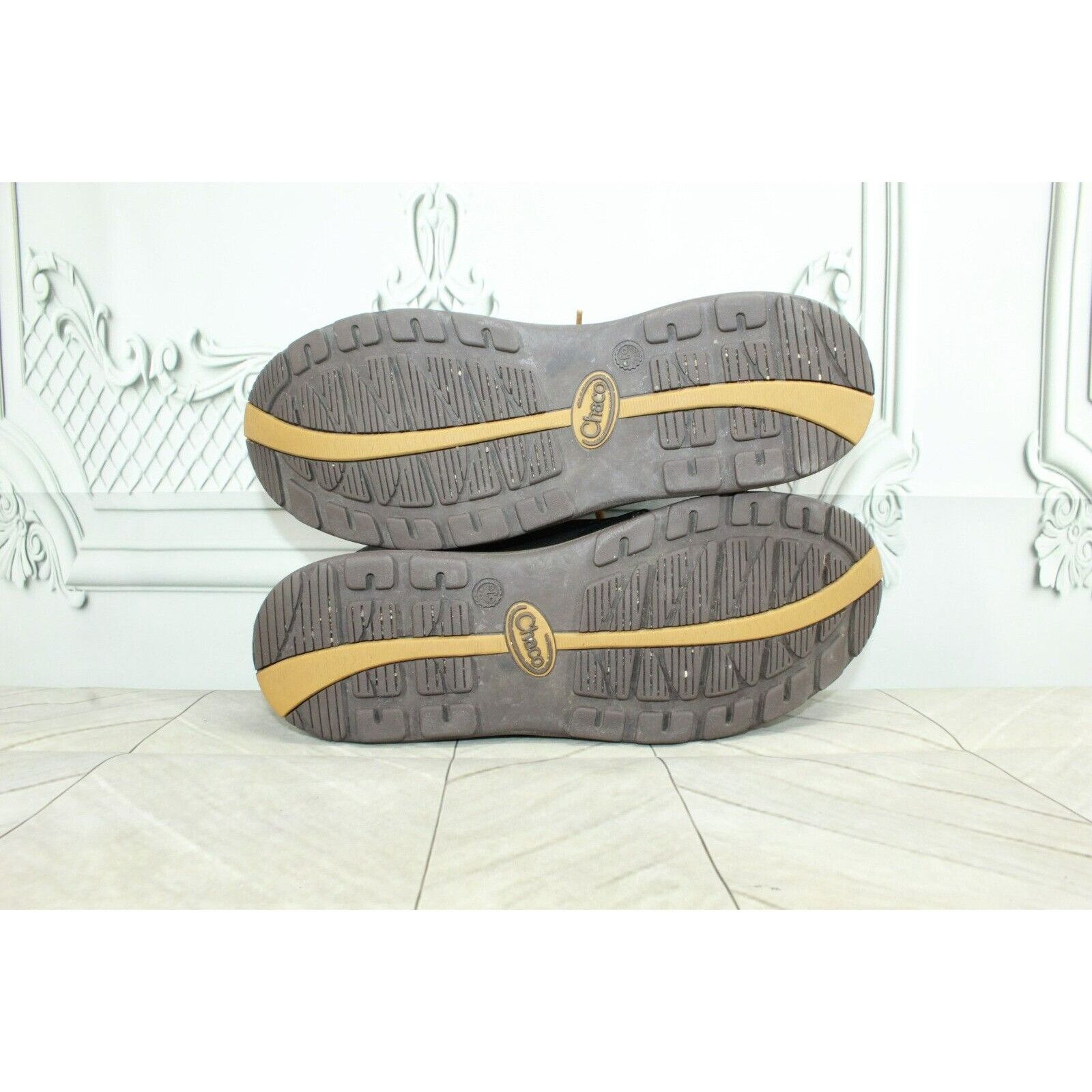 Chaco × Leather Chaco Men's Leather Waterproof Ankle Chukka Boots Size US 8.5 / EU 41-42 - 9 Thumbnail
