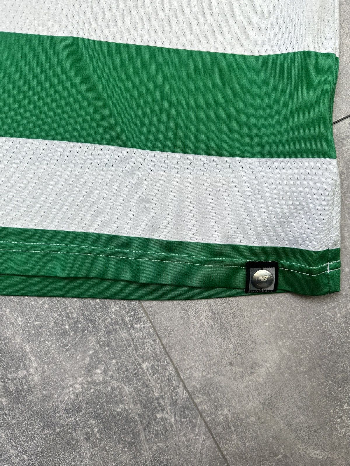 Other New Balance Celtic F.C Vintage Home Soccer Jersey Size US S / EU 44-46 / 1 - 5 Thumbnail