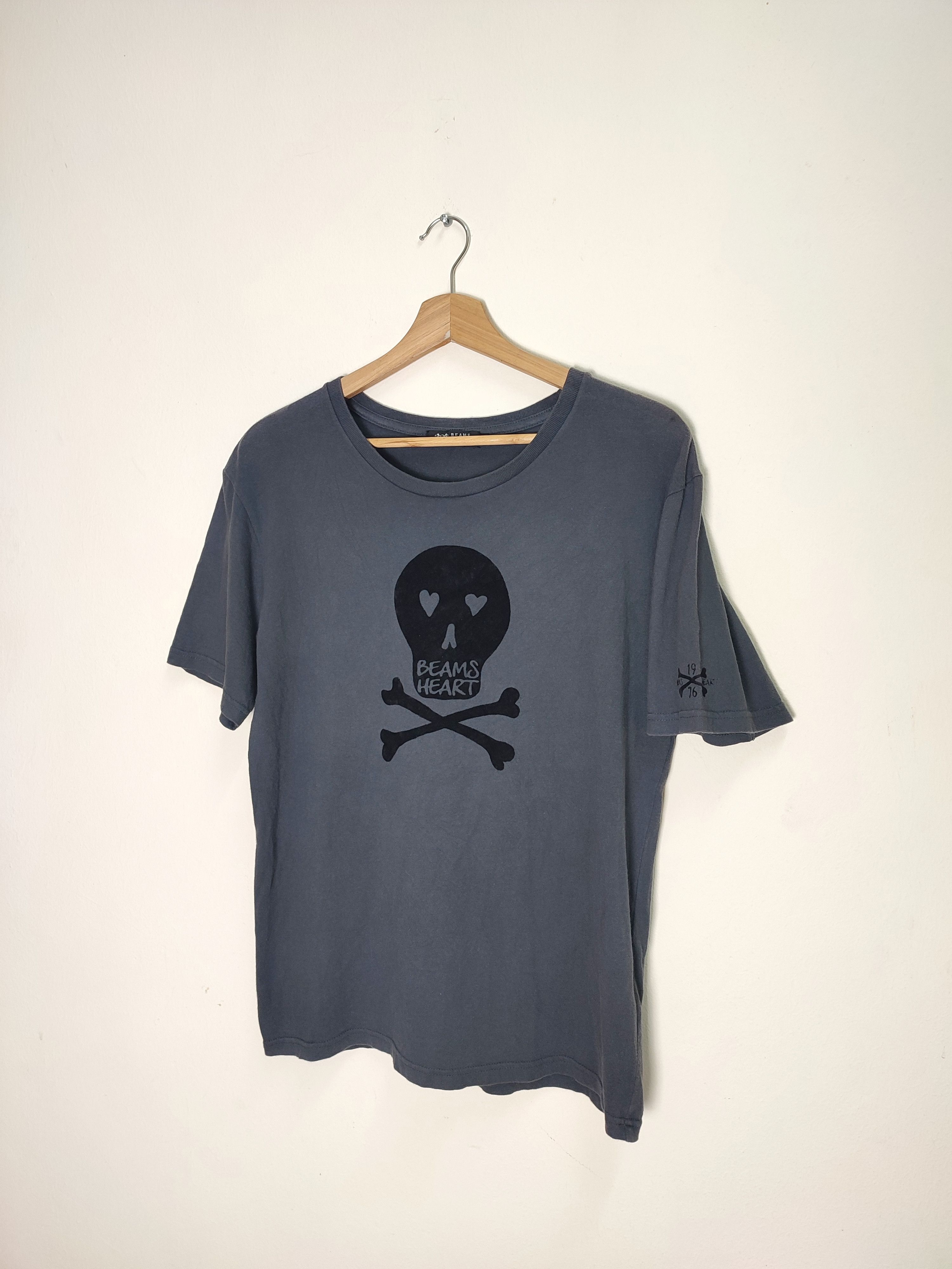 Beams Heart Crossbones Vintage Tees