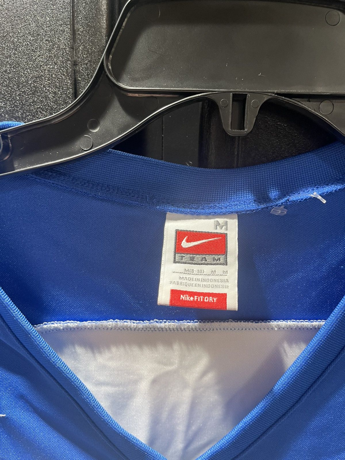 Nike Nike Dri Fit V Neck Team Jersey ~ Mens Size M~ Blue & White Size US M / EU 48-50 / 2 - 2 Thumbnail