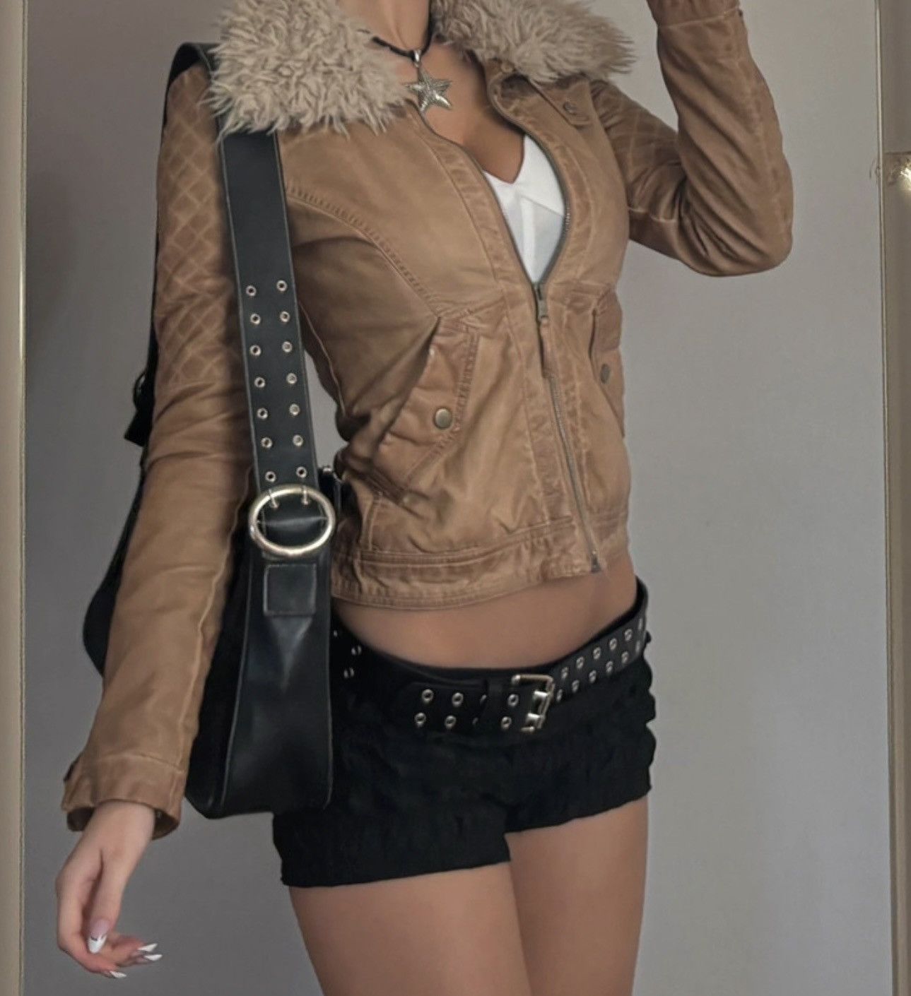 Japanese Brand Vintage Y2K Motorcycle Fur Collar Avantgarde Jacket Size US M / EU 48-50 / 2 - 6 Thumbnail