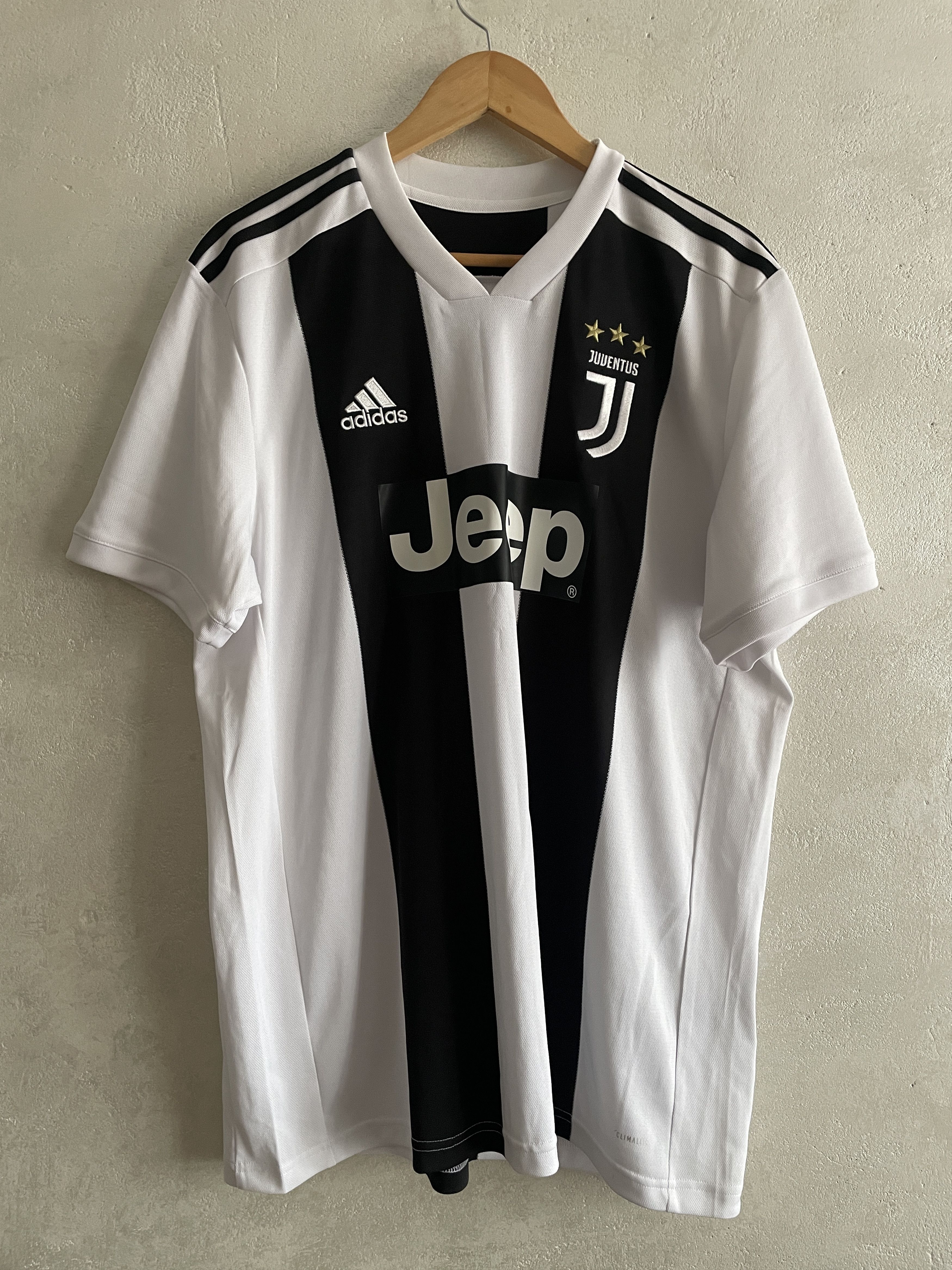 Adidas Juventus Home Shirt 2018 2019 Kit Ronaldo Jersey Size US XL / EU 56 / 4 - 2 Thumbnail