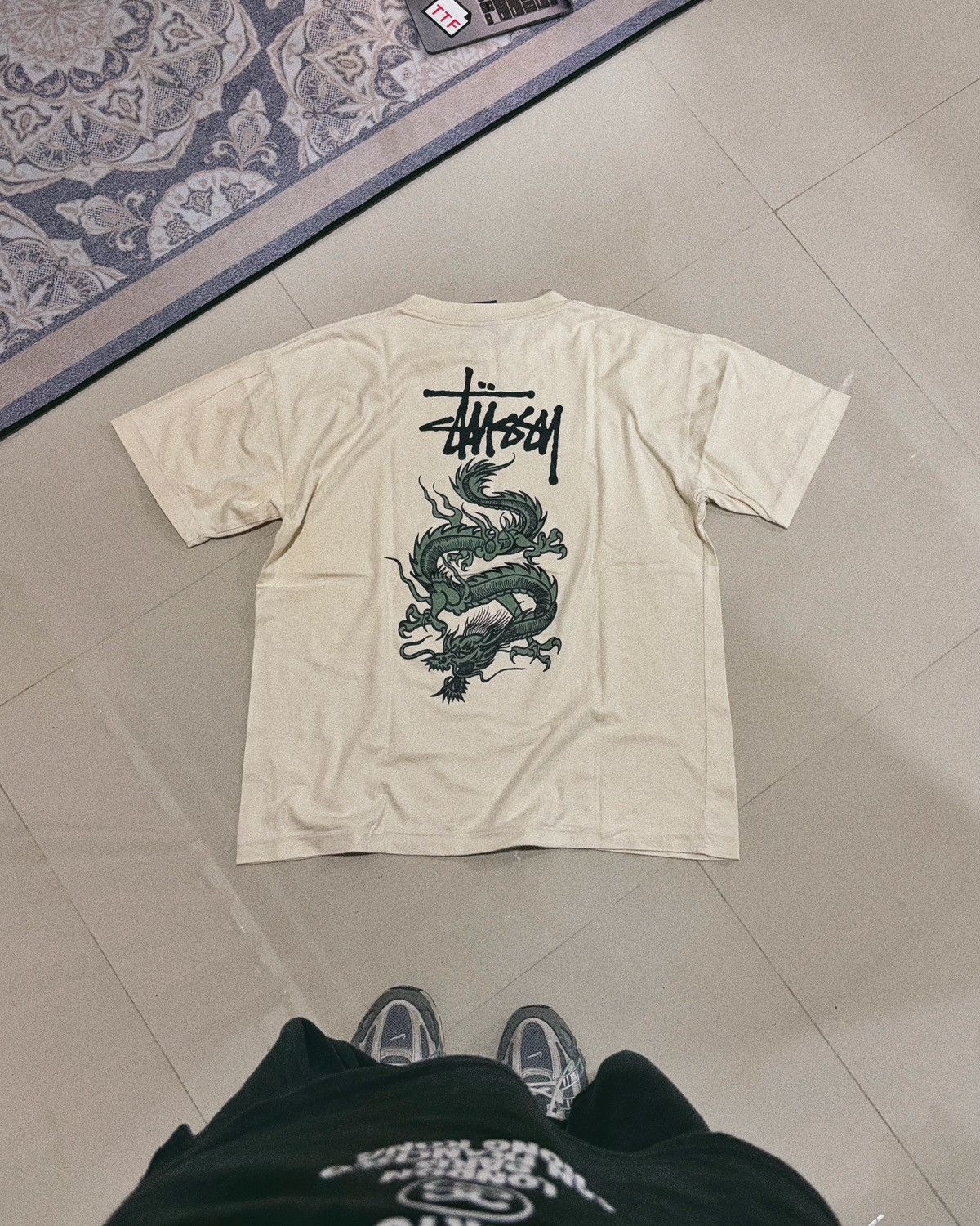 Stussy Rare Vintage Stussy Dragon Tee Size US L / EU 52-54 / 3 - 1 Thumbnail