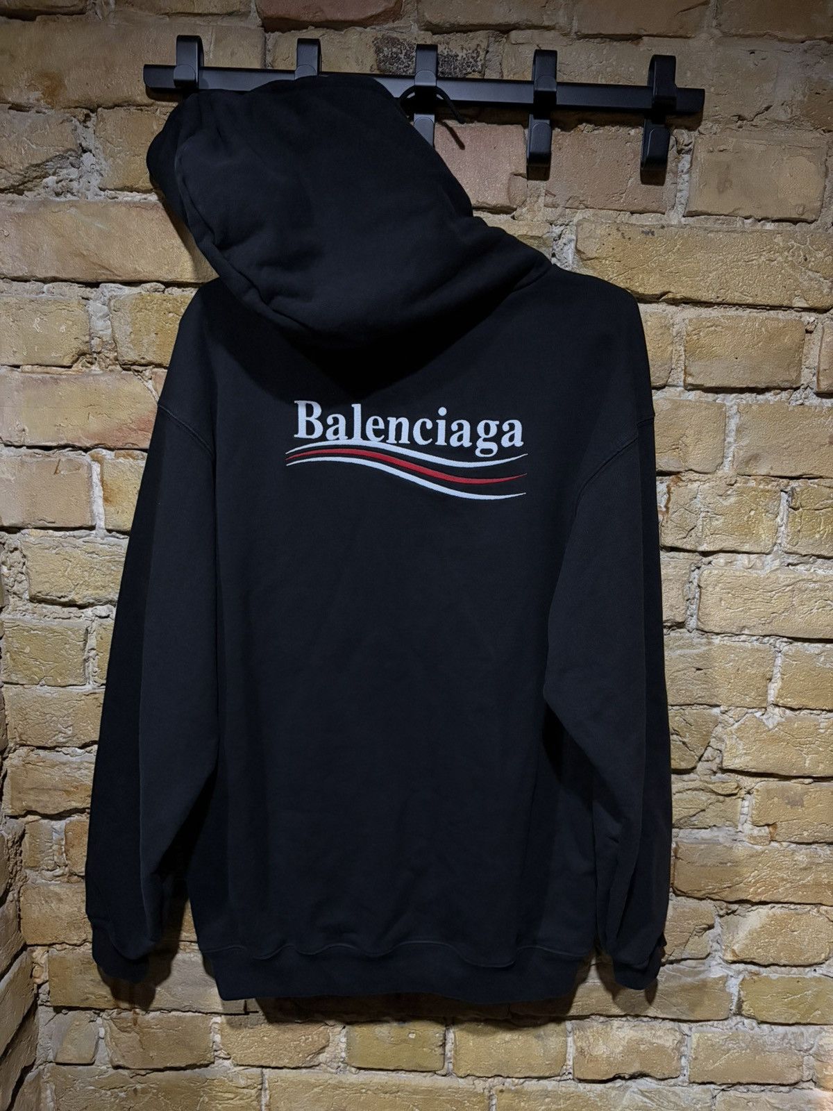 Balenciaga balenciaga campaign EMBROIDERED logo Size US L / EU 52-54 / 3 - 2 Thumbnail