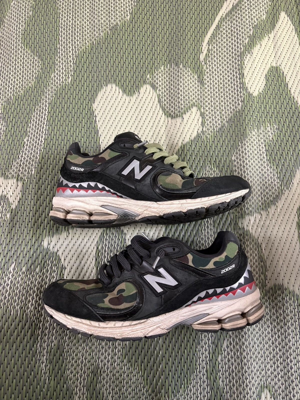 Bape × New Balance Bape x new balance 2002r Size US 10 / EU 43 - 1 Thumbnail