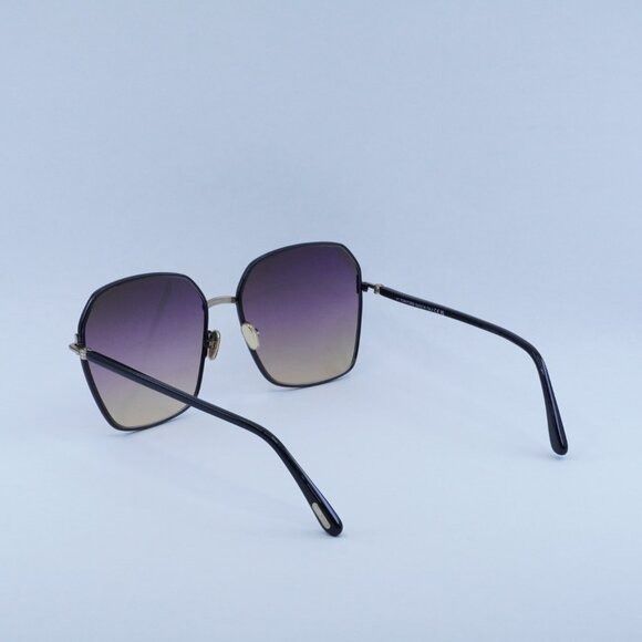 Tom Ford Tom Ford Claudia-02 FT0839 01B Sunglasses Gold/Black Frame Size ONE SIZE - 6 Thumbnail