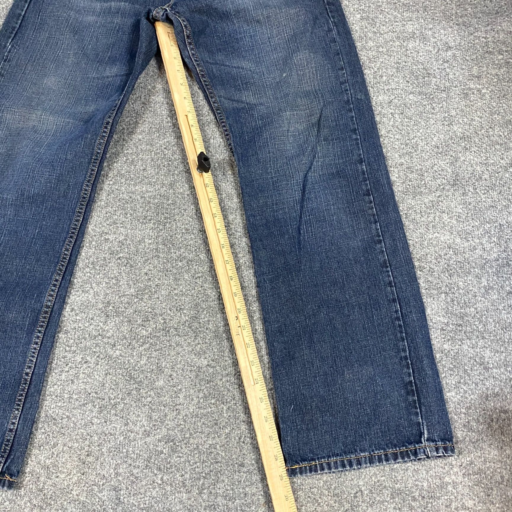 Levi's Levi's 569 Jeans 32 x 29 Blue Zip Fly 100% Cotton Denim Straight Regular Men Jeans Size US 32 / EU 48 - 2 Thumbnail