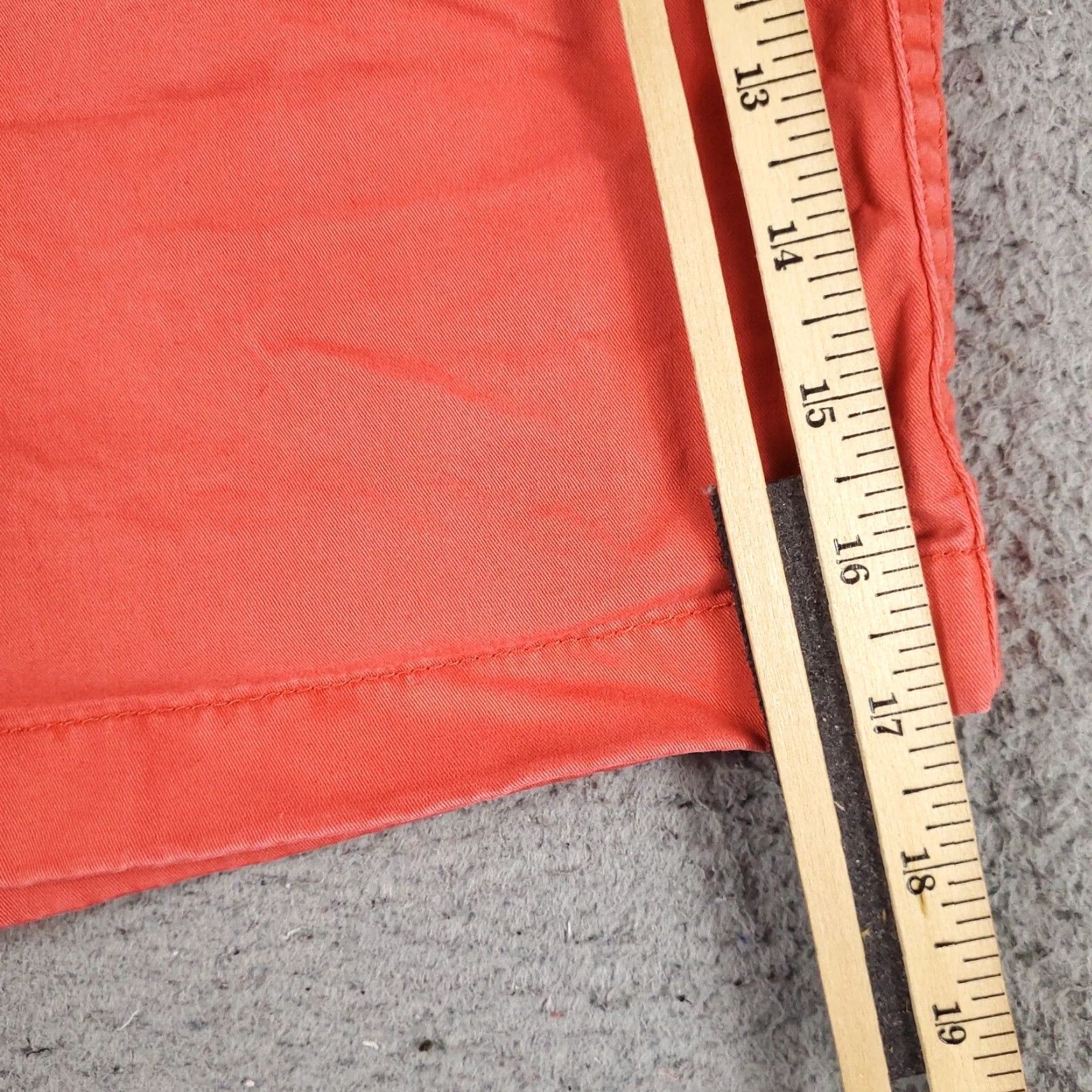 Tommy Hilfiger VINTAGE Tommy Hilfiger Shorts Women's Size Large Pink Casual Flat Front Chino Size 32" / US 10 / IT 46 - 5 Thumbnail