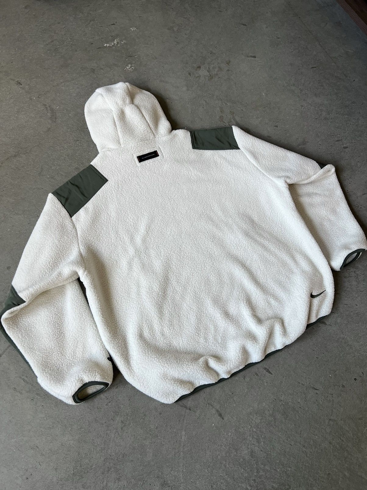Vintage Nike ACG Vintage Sherpa Fleece Ninja Balaclava Sweatshirt Size US XL / EU 56 / 4 - 12 Thumbnail