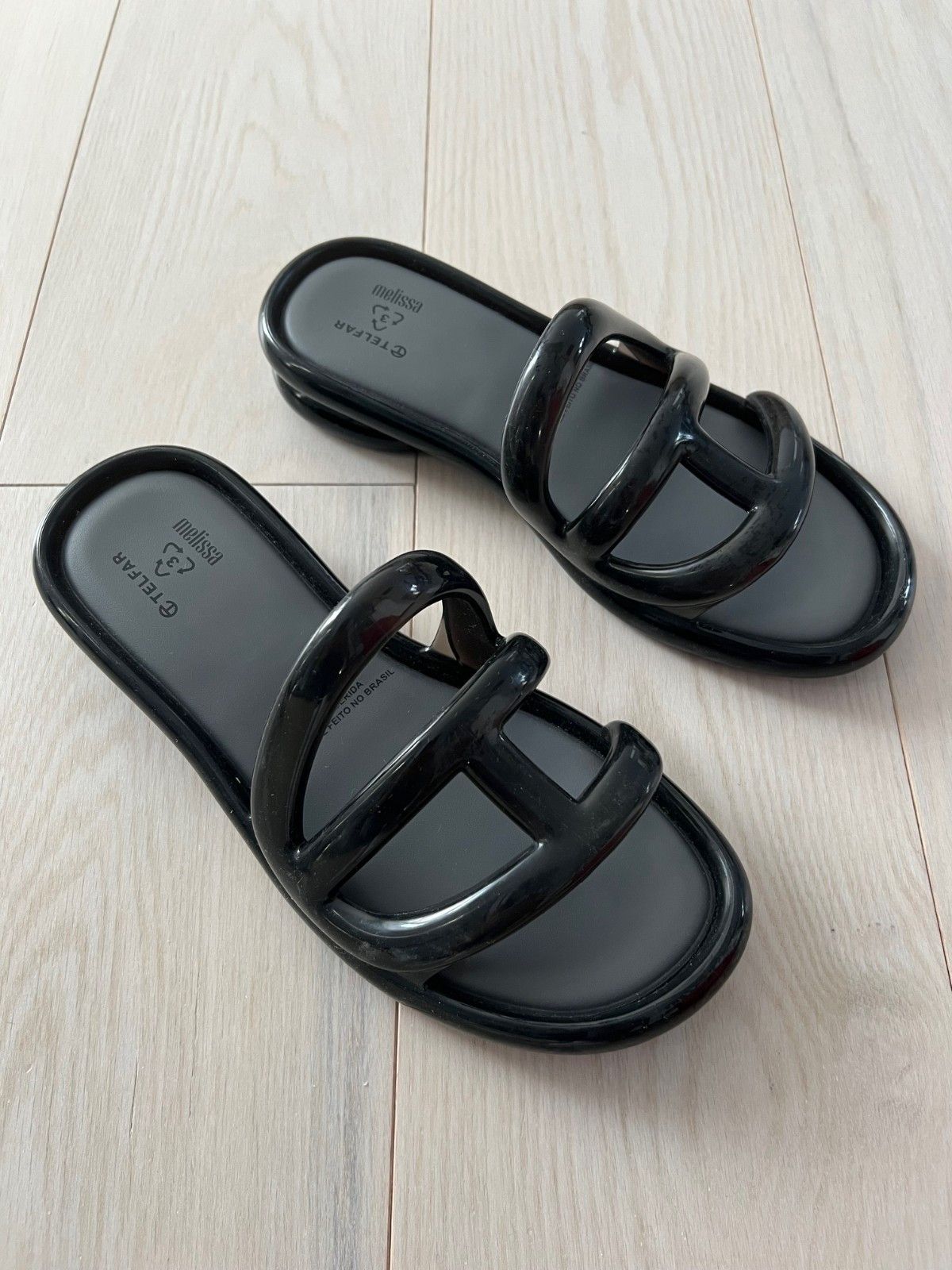 Melissa Melissa x Telfar Jelly Slide Sandals Flats Black ( 7 ) Size US 7 / IT 37 - 3 Thumbnail