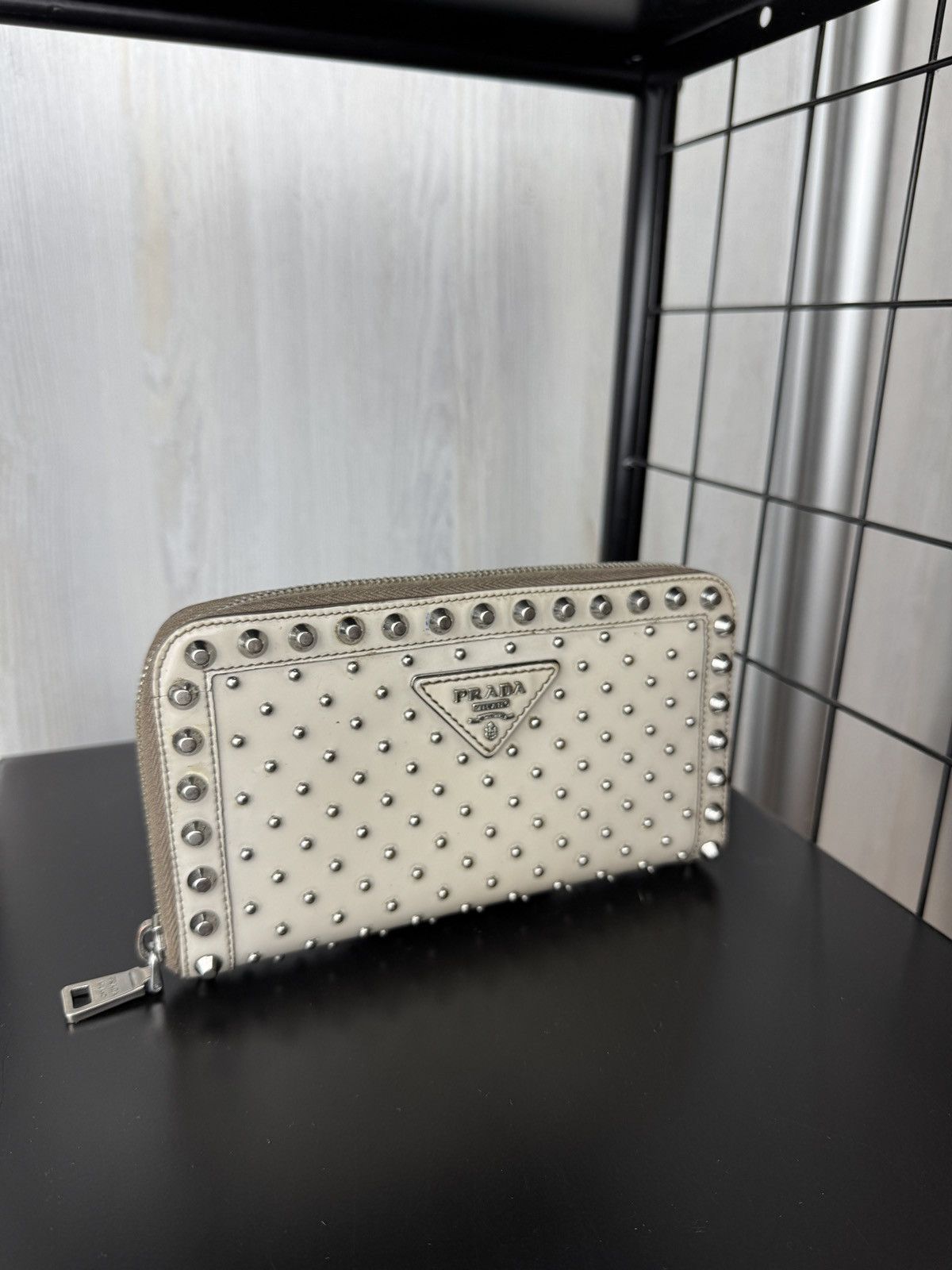 Prada PRADA WALLET STUDDED PURSE GRAY CARDS STUDDED WALLET Grey Size ONE SIZE - 3 Thumbnail