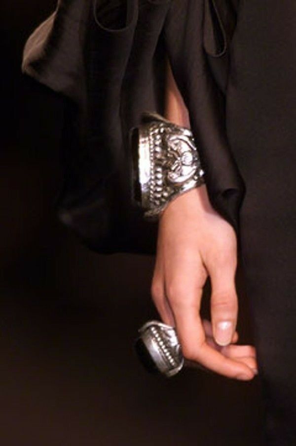 Yves Saint Laurent YSL FW02 Tom Ford Runway silver ring Size ONE SIZE - 10 Thumbnail