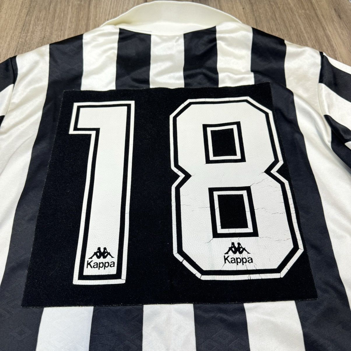 Vintage Juventus 92/94 vintage home shirt #18 Size US M / EU 48-50 / 2 - 4 Thumbnail