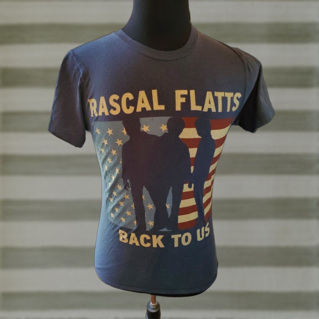 Vintage Rascal Flatts Back To Us Concert Tour Mens T-Shirt Size Small Blue Cotton Graphic Tee Crew Neck Short Sleeve Vintage? No Size US S / EU 44-46 / 1 - 1 Thumbnail