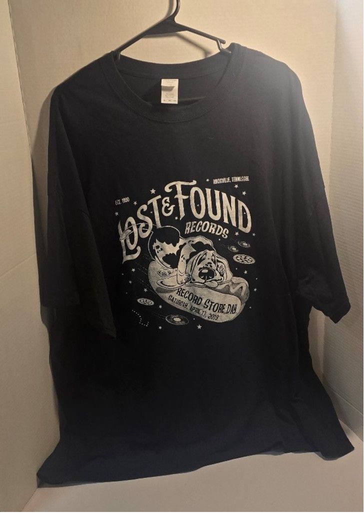 Gildan T-shirt lost and Found Size US XXL / EU 58 / 5 - 1 Thumbnail