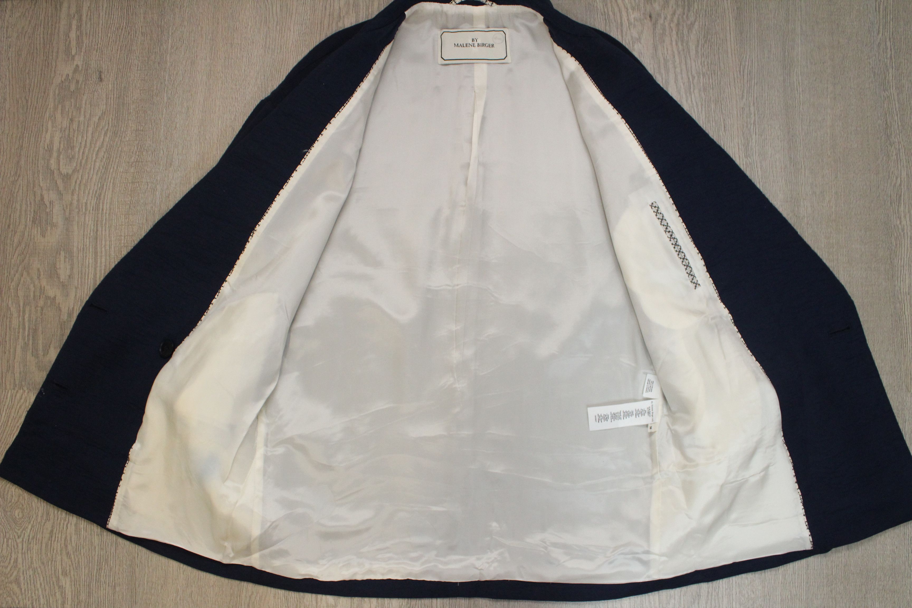 By Malene Birger By Malene Birger Coat Jacket Size 36 Authentic Hype Rare Size XS / US 0-2 / IT 36-38 - 9 Thumbnail