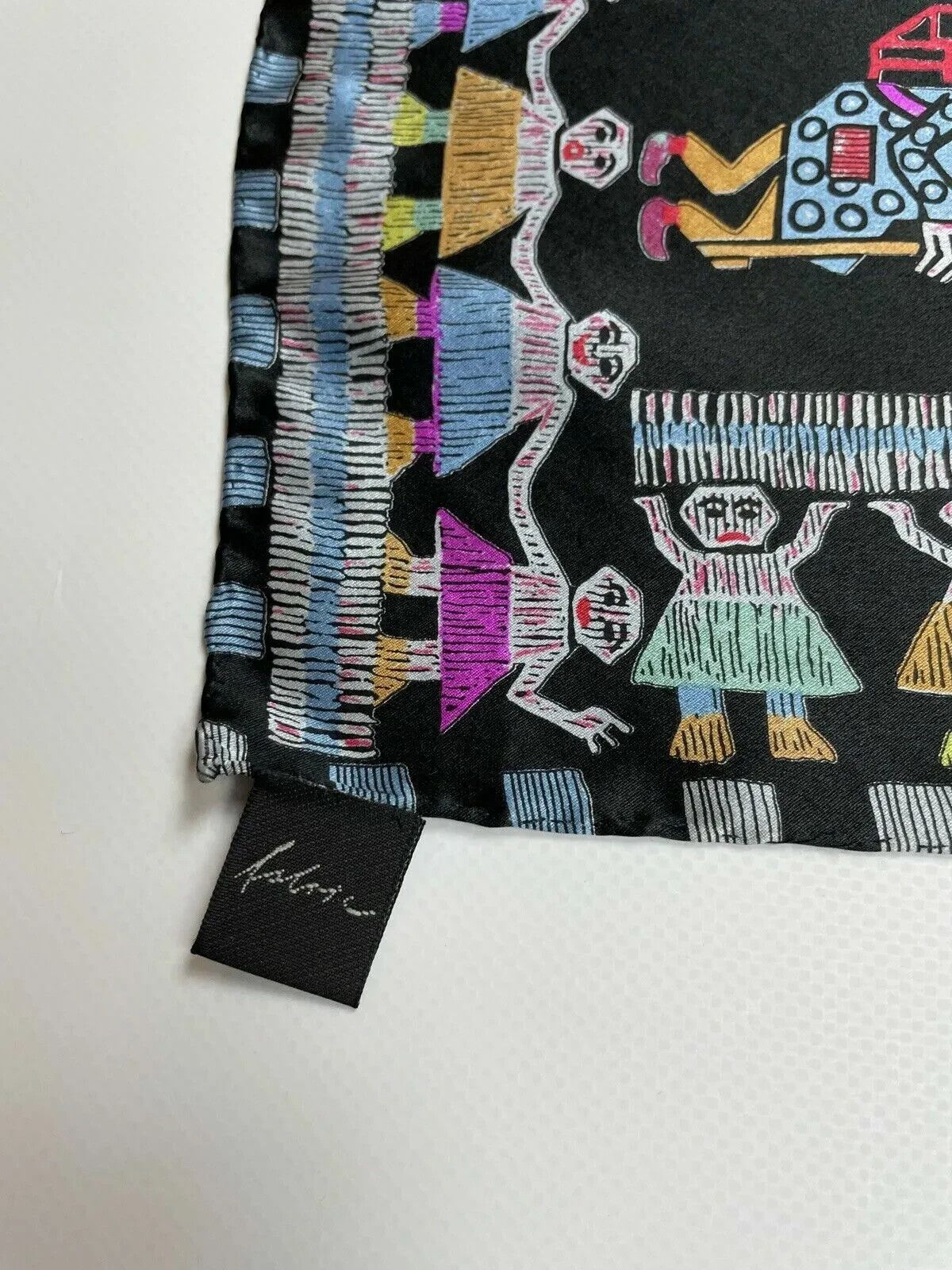 Other Fabric Hand Made Switzerland Pure Silk Printed Scarf Size ONE SIZE - 5 Thumbnail