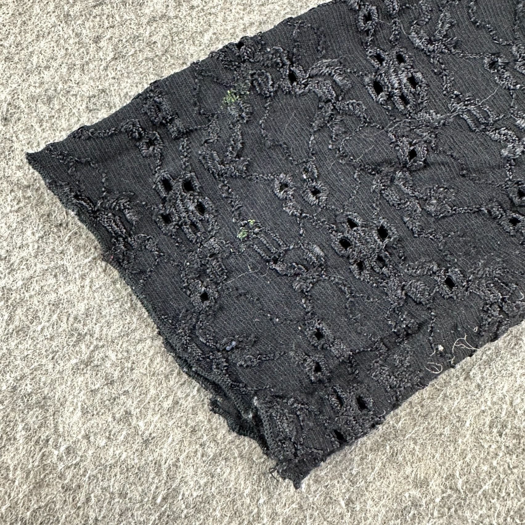 Vintage VINTAGE Ing Lace Top Womens 1X Black Long Sleeve Floral Embroidered USA Y2K Blouse Mens Womens Size XL / US 12-14 / IT 48-50 - 4 Thumbnail