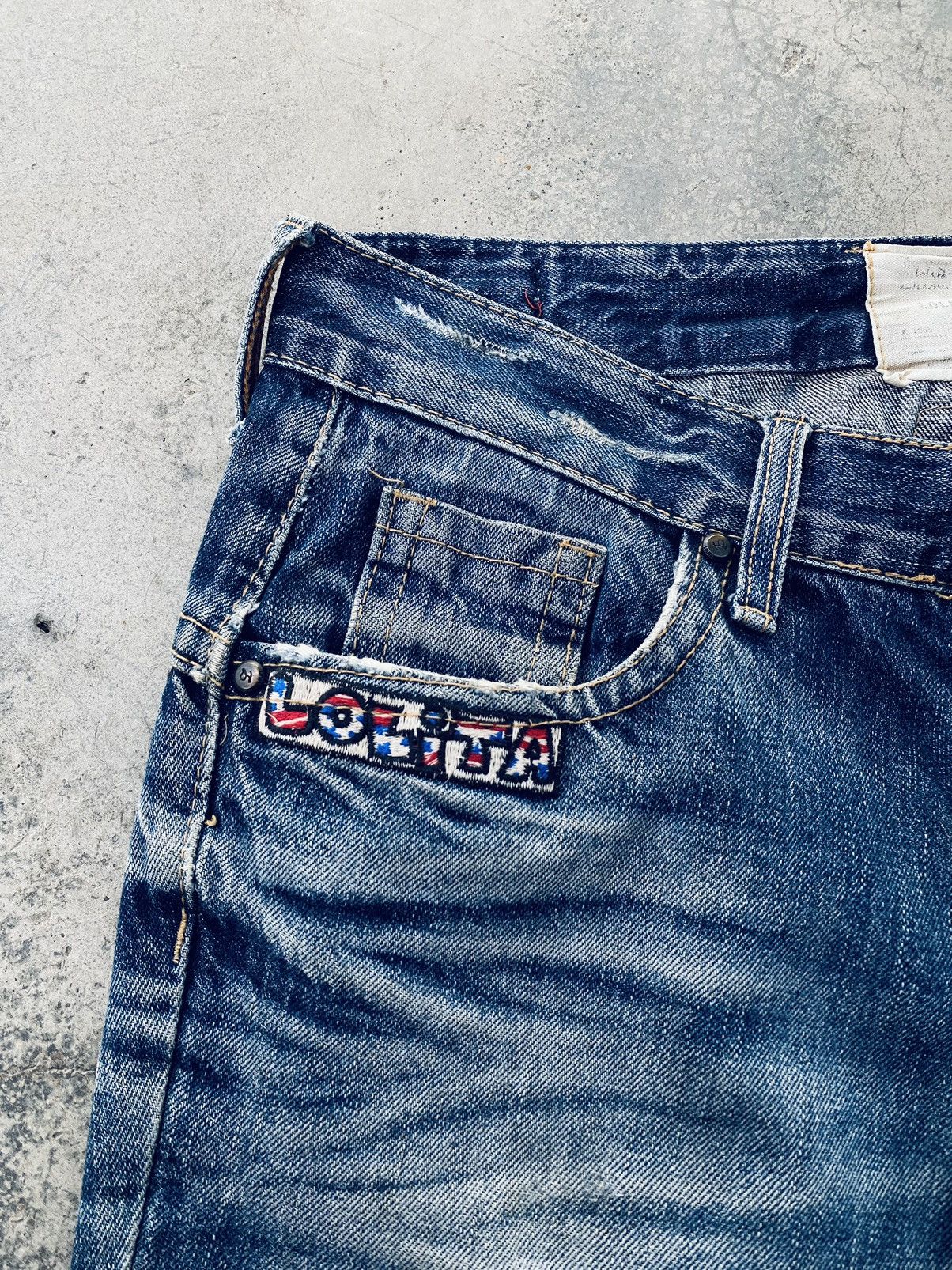 Japanese Brand Vintage Lolita Yoshitomo Nara Art Distressed Denim Pants Size US 34 / EU 50 - 11 Thumbnail