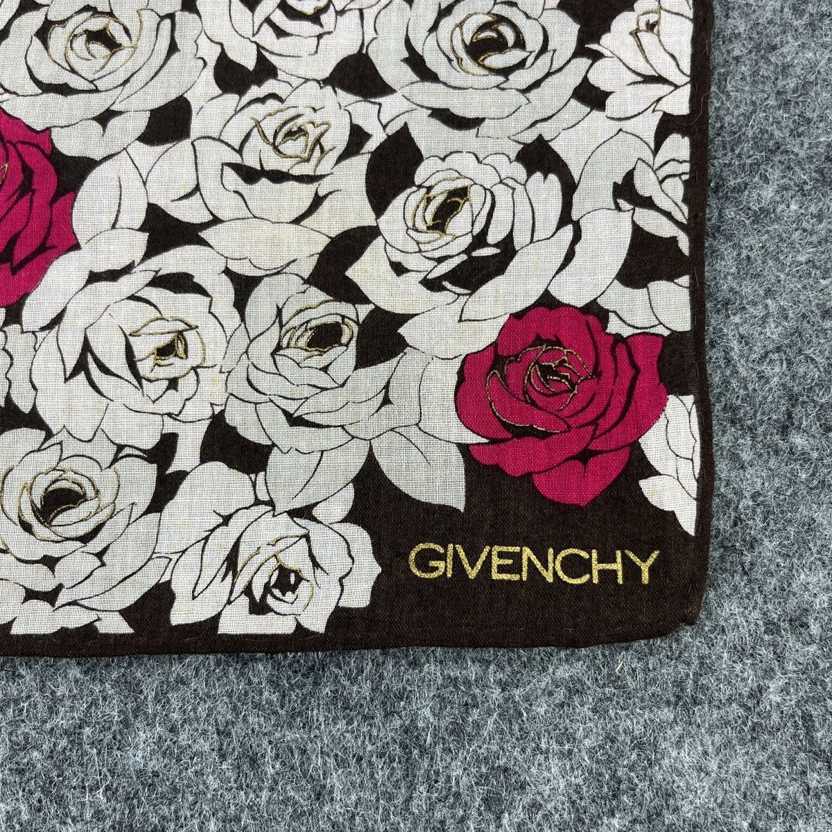 Vintage Givenchy Handkerchief / Bandana / Neckerchief B443 Size ONE SIZE - 3 Thumbnail