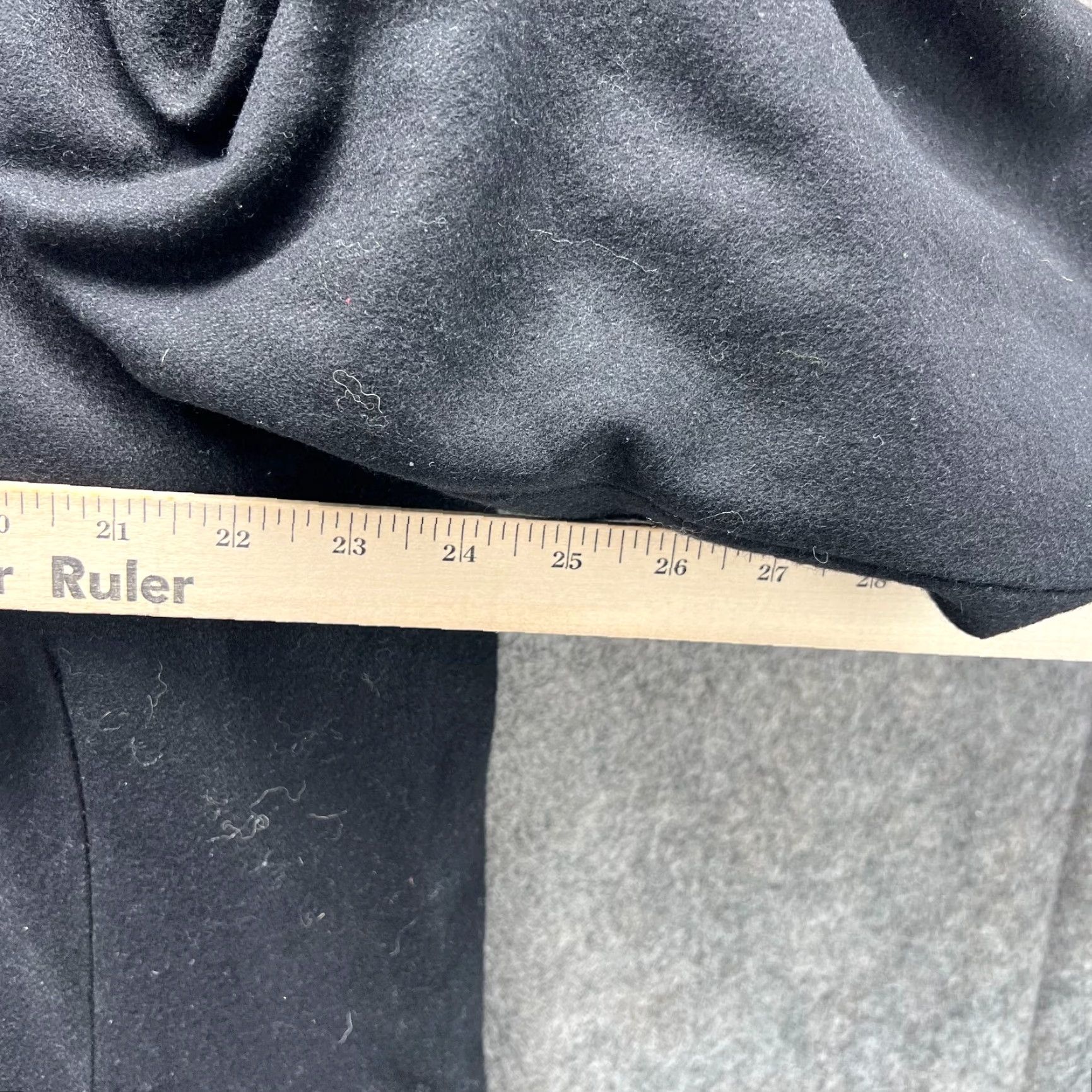 Calvin Klein VINTAGE Calvin Klein Pea Coat Jacket Men Large Black Wool Polyester Lined Long Coat Heavy Winter Casual Business 50 Chest Regular Size L Black Mens Size US L / EU 52-54 / 3 - 3 Thumbnail
