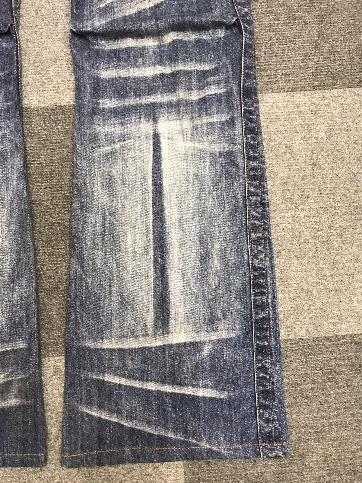 Japanese Brand 💥FLARE💥INSANE Root Three RARE FADES FLARE DENIM F446 Size US 36 / EU 52 - 8 Thumbnail