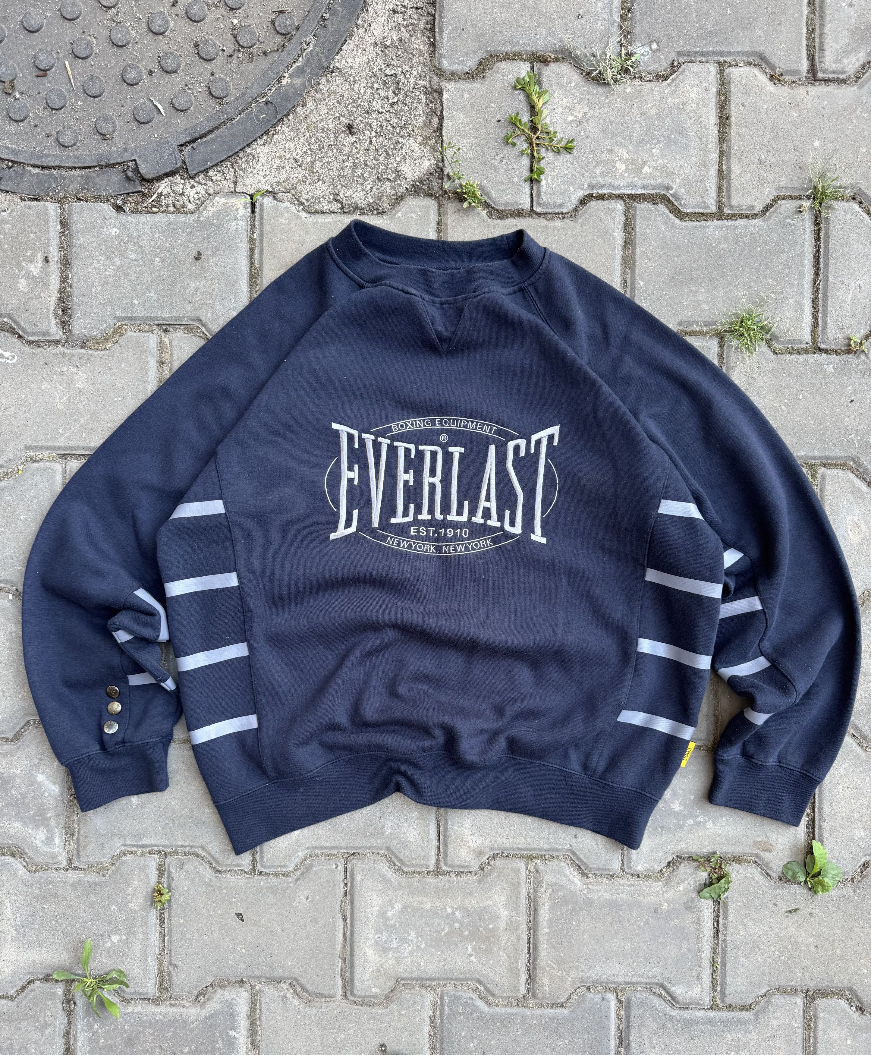 If Six Was Nine VTG 90s Everlast Boxing Sweatshirt Navy Spell Out Size M Size US M / EU 48-50 / 2 - 1 Thumbnail