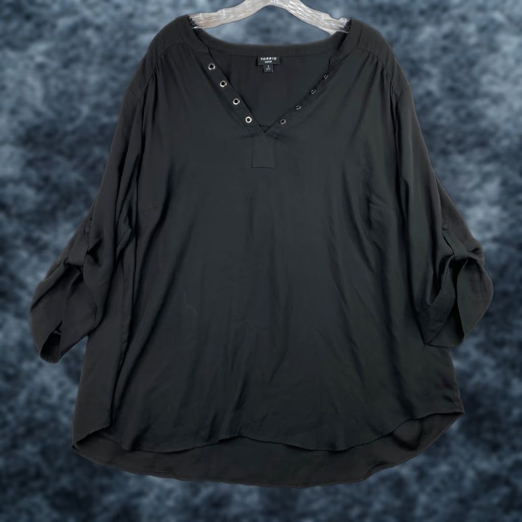 Torrid Torrid Blouse Black 3X 3/4 Roll Tab Sleeve V-Neck Grommets Rayon Polyester Womens Shirt Wide F it: Regular, Plus Size Size XXL / US 16-18 / IT 52-54 - 1 Thumbnail