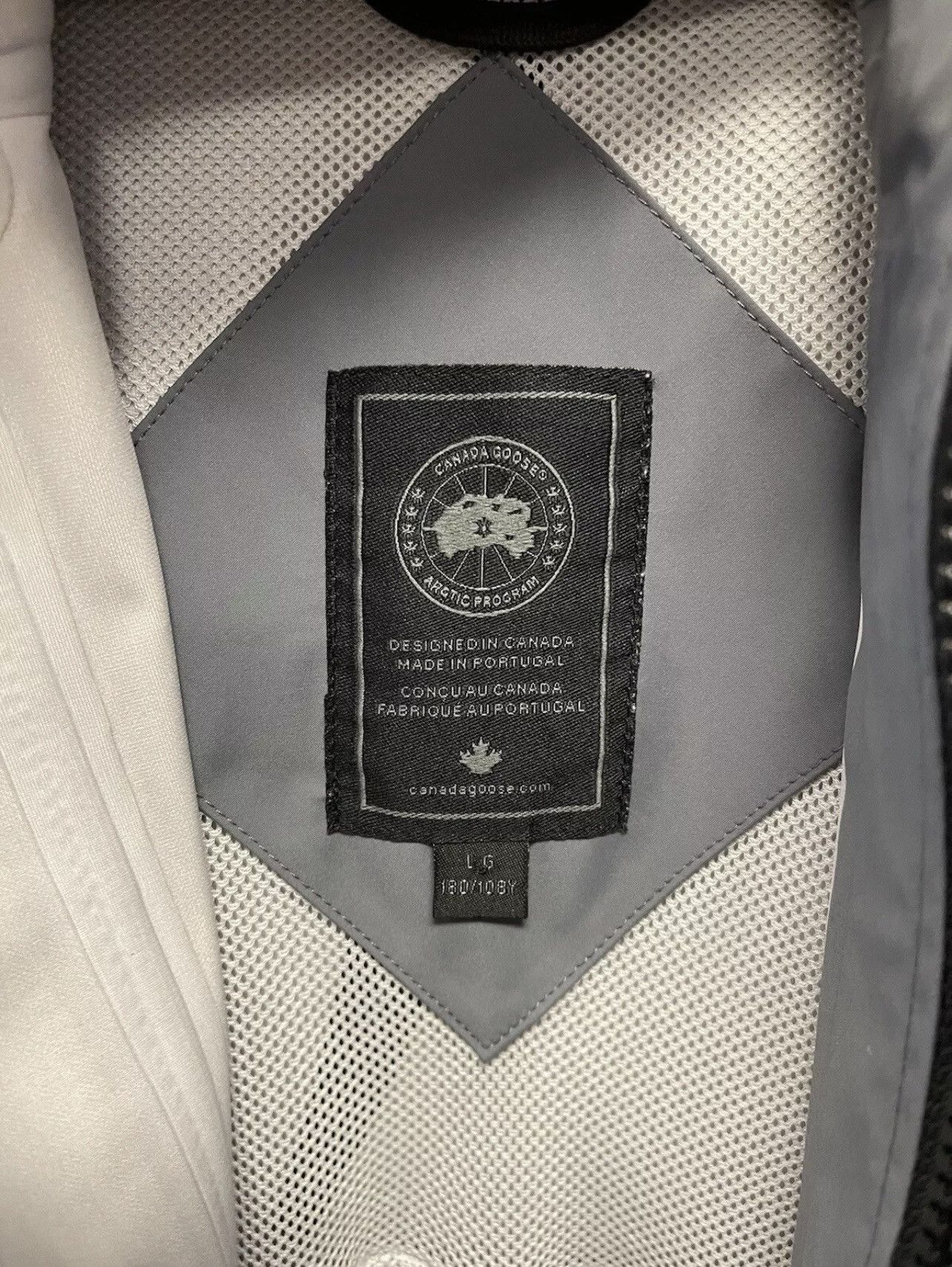 Canada Goose Size L - Canada Goose Reflective Mens Lightweight Jacket Size US L / EU 52-54 / 3 - 11 Thumbnail