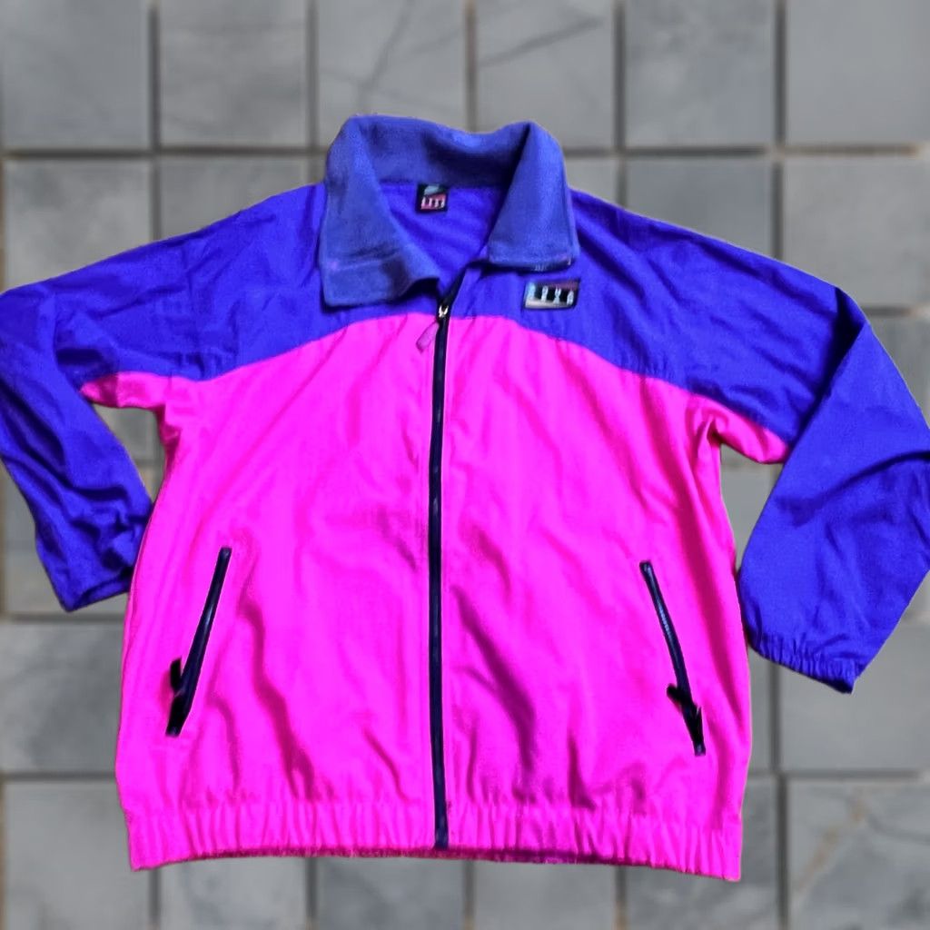 Nike VINTAGE Nike Aqua Gear Windbreaker Jacket Mens XL Pink Purple Nylon Zip Jacket Size US XL / EU 56 / 4 - 1 Thumbnail