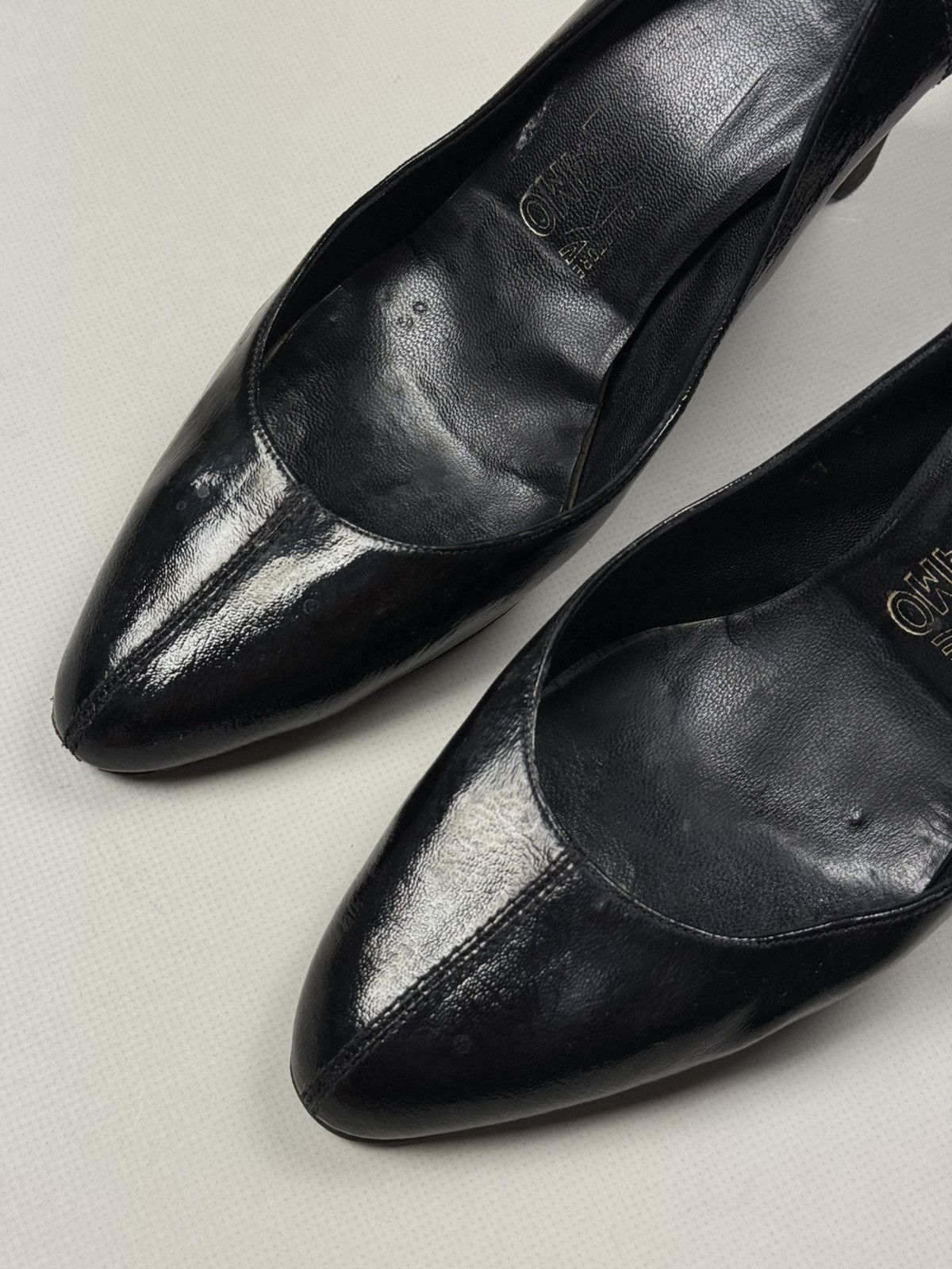 Salvatore Ferragamo Salvatore Ferragamo Ladies Leather Heels Size US 10 / EU 40 Size US 10 / IT 40 - 16 Thumbnail