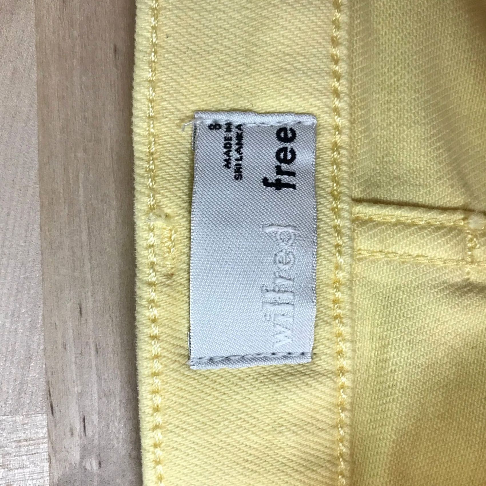 Vintage VINTAGE Wilfred Free Yellow Denim Skirt Frayed Hem Mini Size 8 Size 30" / US 8 / IT 44 - 7 Thumbnail