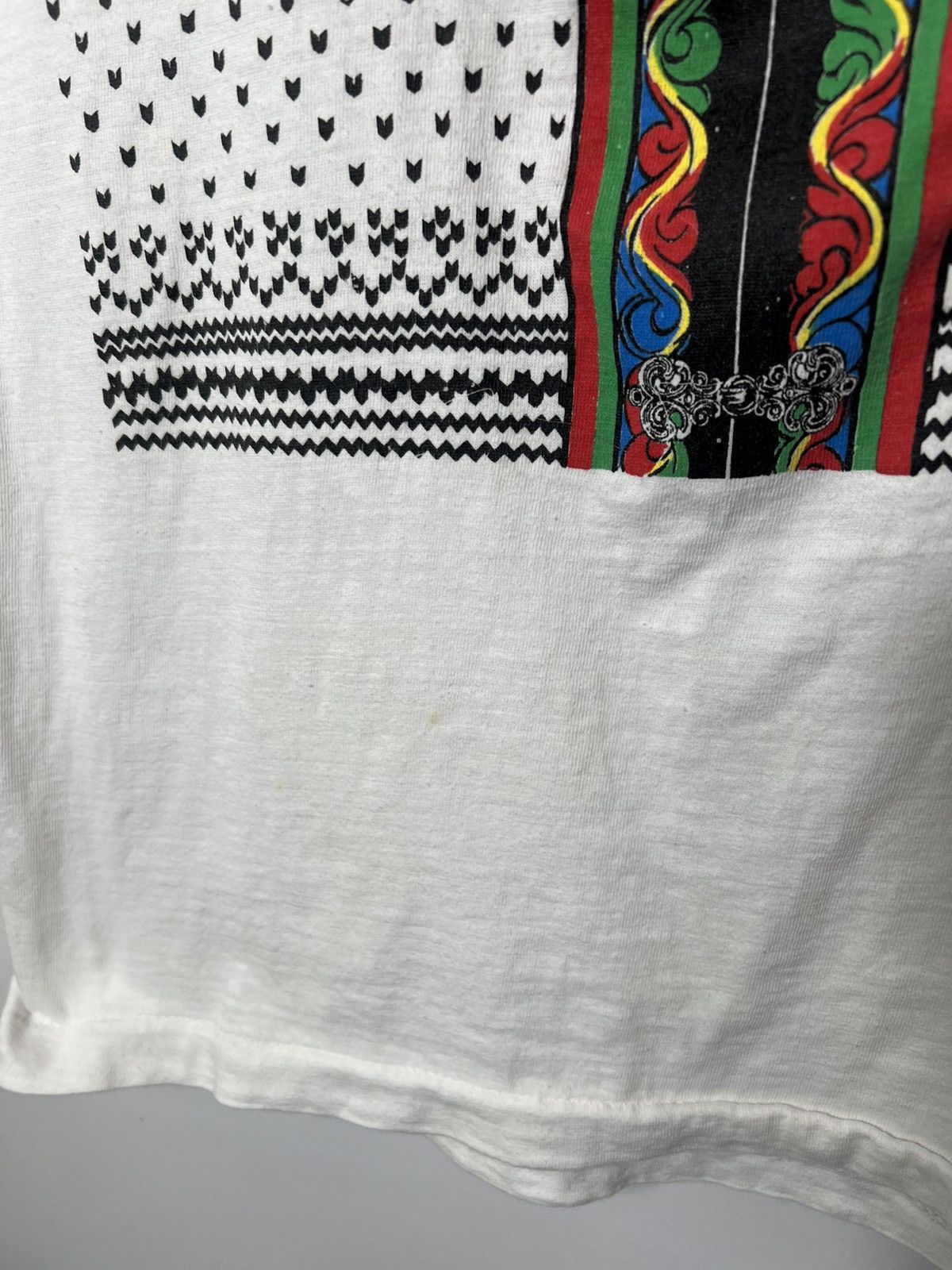 Dale Of Norway Vintage 90s Dale of Norway Print Single Stitch Norway Tee Size US L / EU 52-54 / 3 - 5 Thumbnail