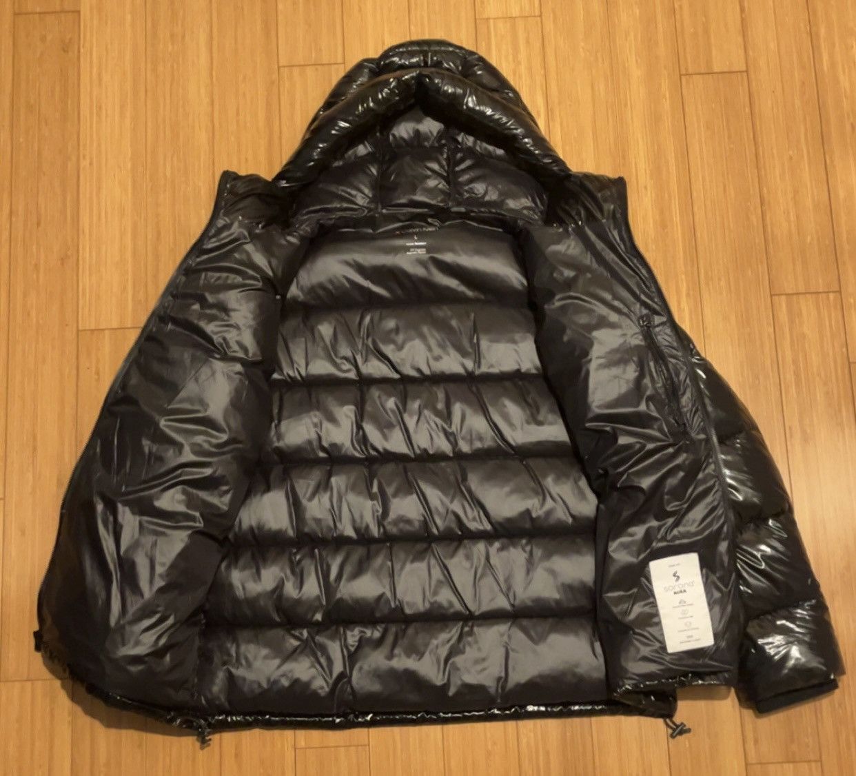 Calvin Klein Calvin Klein Men's High Shine Hooded Puffer Jacket Size L Size US L / EU 52-54 / 3 - 2 Thumbnail
