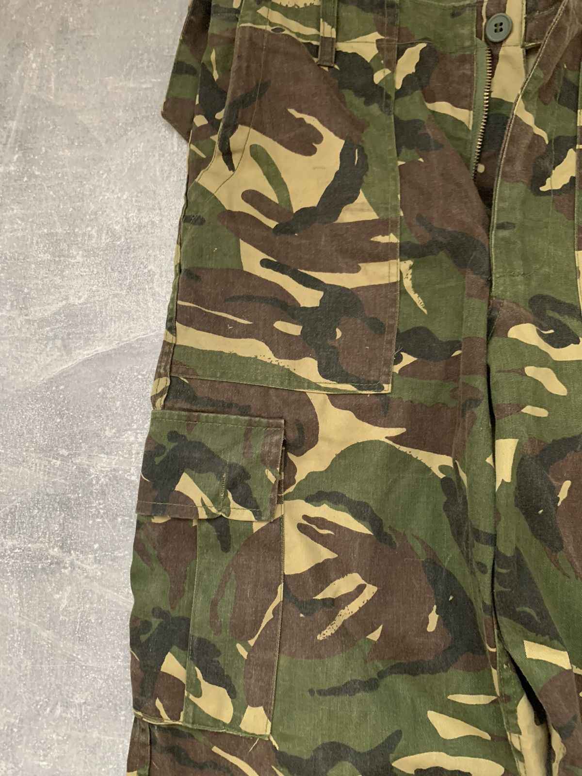 Vintage Vintage Camo Cargo Pants Size US 32 / EU 48 - 5 Thumbnail